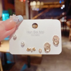 Fashion earrings